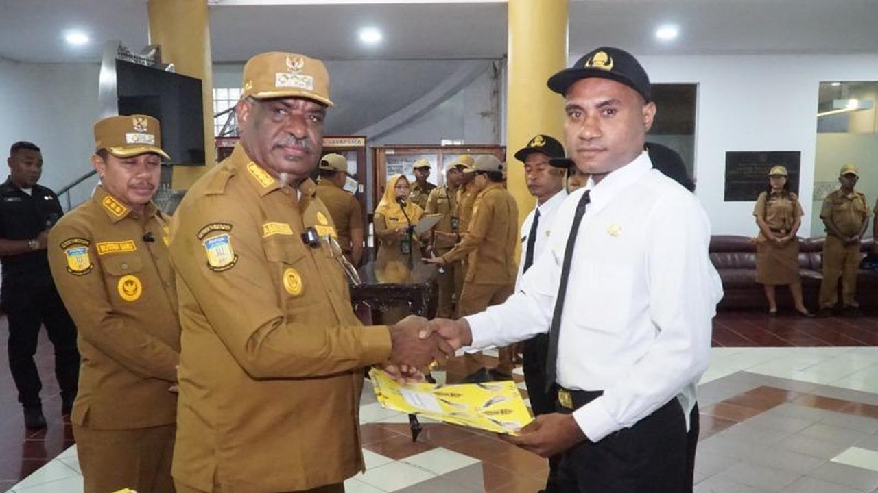 Fakta Unik: 900 Tenaga PPPK Jayapura Resmi Diangkat, Ini Pesan Wali Kota Abisai Rollo