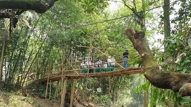 Kondisi Jembatan sebelum Diperbaiki SCTV lewat program Jembatan Asa. (ist)