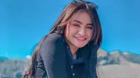Kolaborasi Nathalie Holscher dengan Dellu Uyee yang Sempat Menjadi Gosip