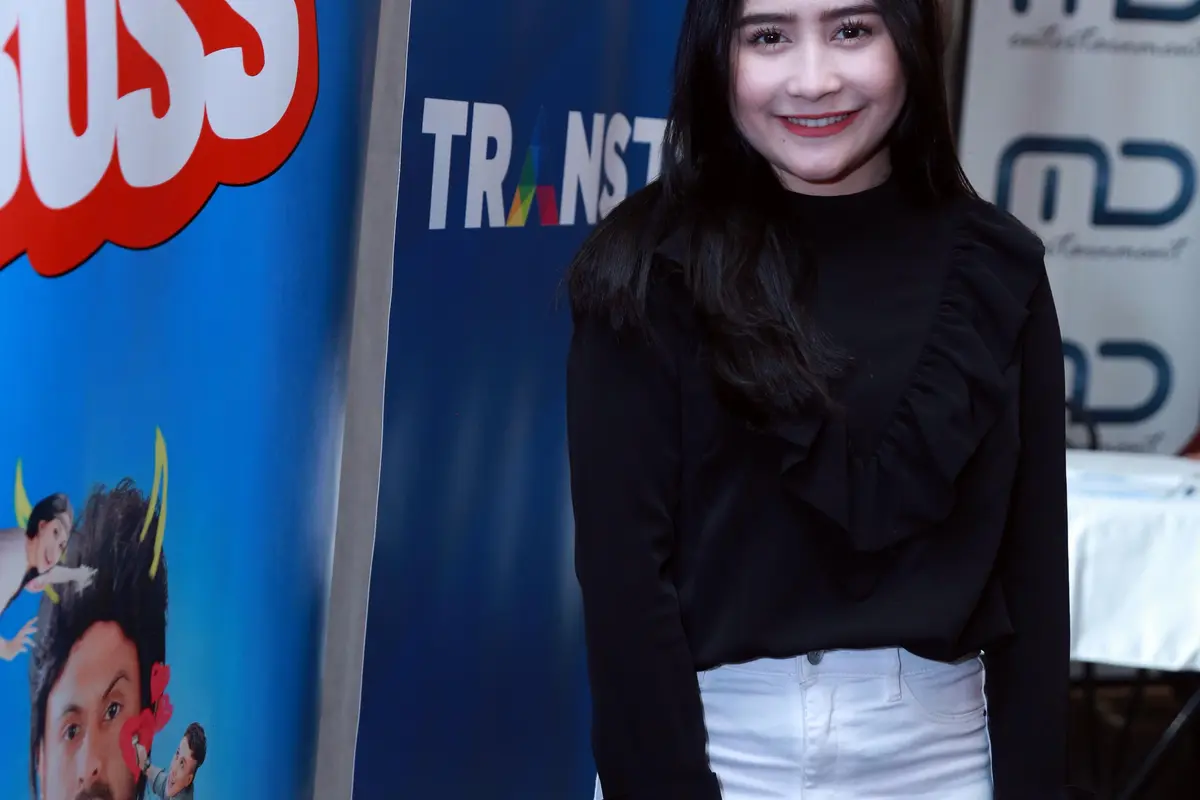 [Bintang] Prilly Latuconsina