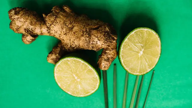 4 Bahan Alami untuk Redakan Batuk dan Sakit Tenggorokan Akibat Omicron Menurut Dokter