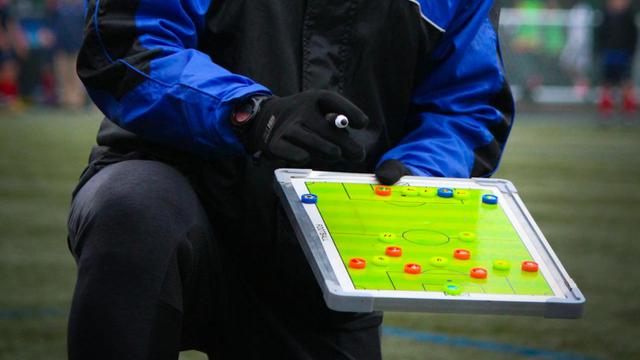 Ilustrasi taktik, strategi