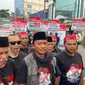 Sejumlah massa aksi yang menamakan diri Aliansi Santri Gus Dur, mendatangi Kantor Pengurus Besar Nahdlatul Ulama (PBNU) di Jalan Kramat Raya Jakarta Pusat, Jumat (2/8/2024) (Istimewa)