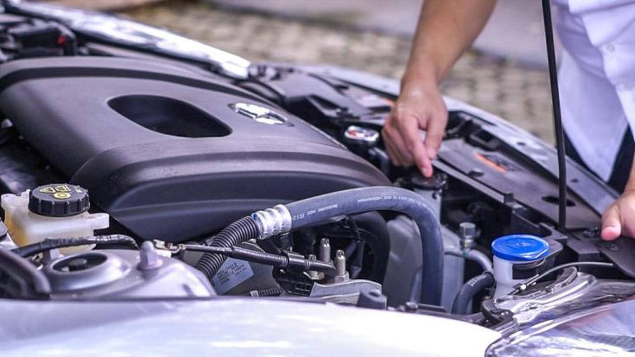 Ilustrasi Mesin Mobil (Ist)