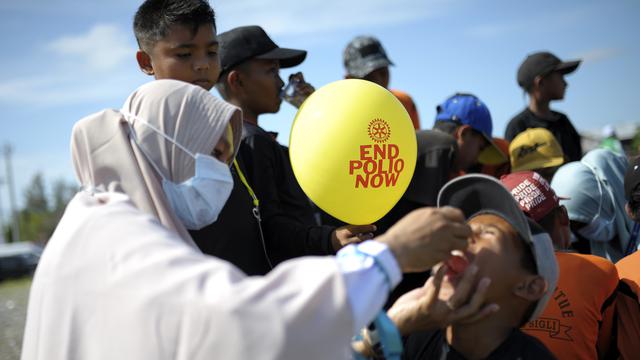 Anak di Pidie Divaksin Polio