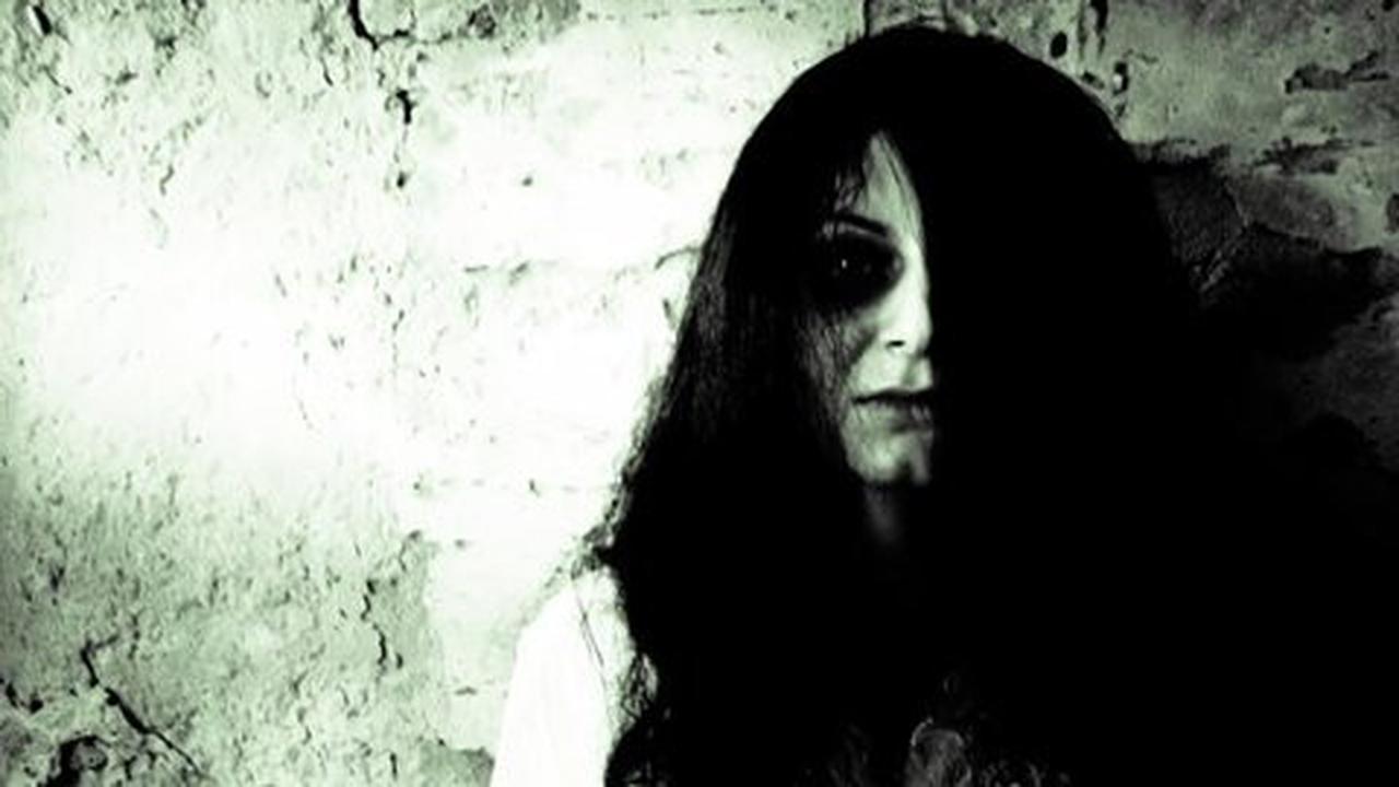 Pasien dirawat hantu