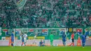 Suasana saat Chelsea kemasukan gol di laga persahabatan melawan  Rapid Wina, Austria, (16/7). Chelsea kalah dengan skor 2-0. (Reuters / Heinz - Peter Bader)