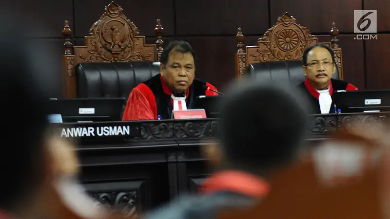 Dua Menteri Hadiri Sidang Gugatan Perppu Ormas