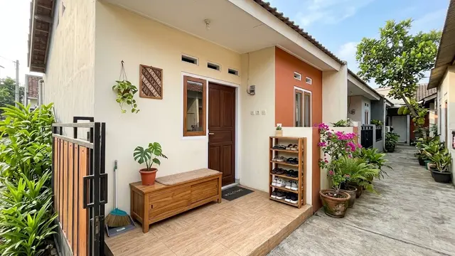 Desain Teras Rumah Kontrakan Petak