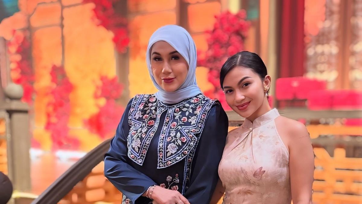 Makin Kompak, Calon Mertua-Mantu Marini Zumarnis dan Ariel Tatum Kompak Berbalut Cheongsam di Sangjit Kerabat