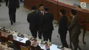 Wakil Ketua DPR RI, Utut Adianto usai pelantikan di komplek Parlemen DPR/MPR, Jakarta, Selasa (20/3). Dalam pelantikan tersebut hadir pula Menteri Koordinator Bidang Pembangunan Manusia dan Kebudayaan Puan Maharani. (Merdeka.com/Imam Buhori)