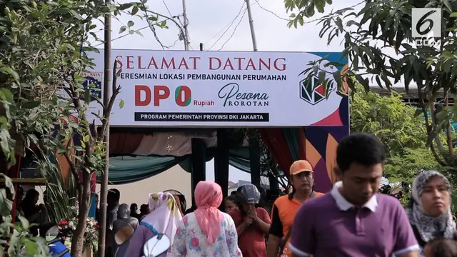 Ribuan warga Jakarta, antusias melihat rumah contoh DP 0 persen.