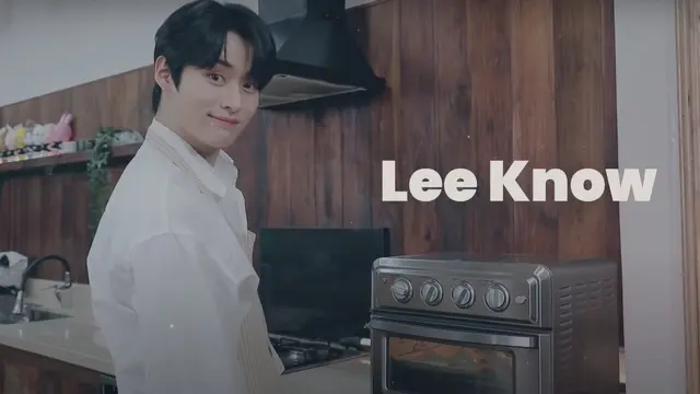 Lee Know on Mysterious Kitchen