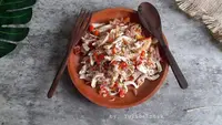 Resep Ayam Suwir Sambal Matah, Pedas Segar Khas Bali yang Menggugah Selera