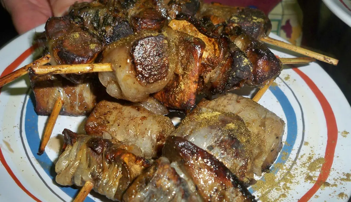 Makanan khas Idul Adha lainnya di Asia Selatan adalah Maroc Mama atau biasa disebut dengan Boulfaf yakni hati kambing panggang. (elviernescuscus)