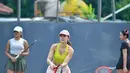 Pevita berujar, "Otw jadi atlet tennis untuk nanti 17 Agustusan," ujarnya lewat akun Instagram terverifikasinya, pevpearce. (Instagram/pevpearce)