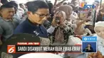 Ratusan emak-emak di Pasuruan, menyambut meriah kehadiran Cawapres 02 Sandiaga Uno. Mereka juga mengumpulkan dana bantuan kampanye yang terkumpul Rp 1,5 juta.