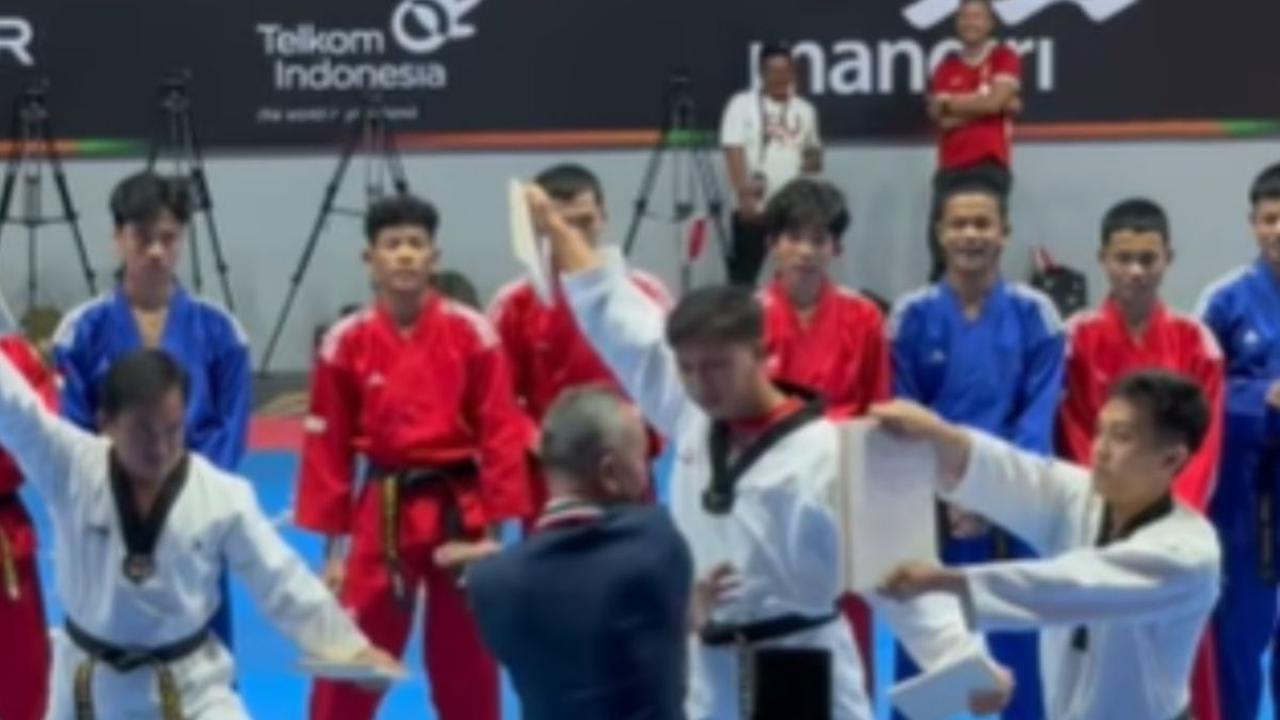 Aksi Keren Jenderal TNI Keluarkan Jurus Taekwondo, Bikin Kagum Semua Bersorak