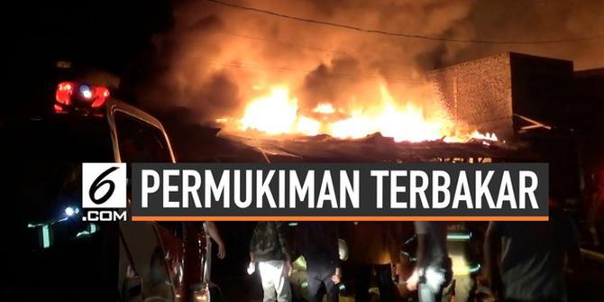 VIDEO: Kebakaran Landa Permukiman di Tanah Abang