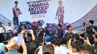 Pembalap MotoGP Fabio Quartararo dan Alex Rins Kunjungi SMAN 2 Mataram (Liputan6.com/Hans Bahanan)