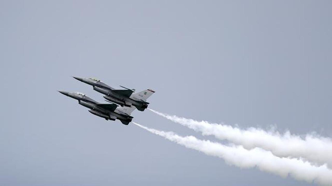 Manuver Menegangkan Jet Tempur Singapura Jelang Singapore Airshow 2018