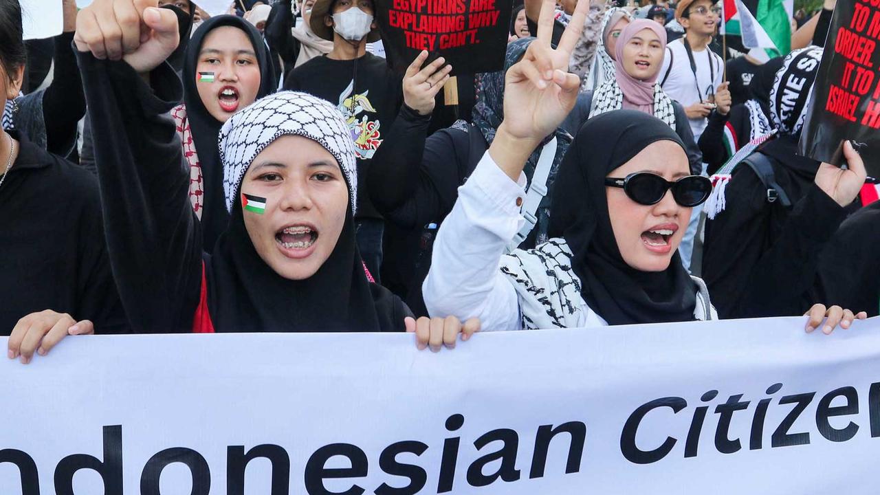 FOTO: Aksi Solidaritas Gerakan Global March to Gaza di Bunderan HI
