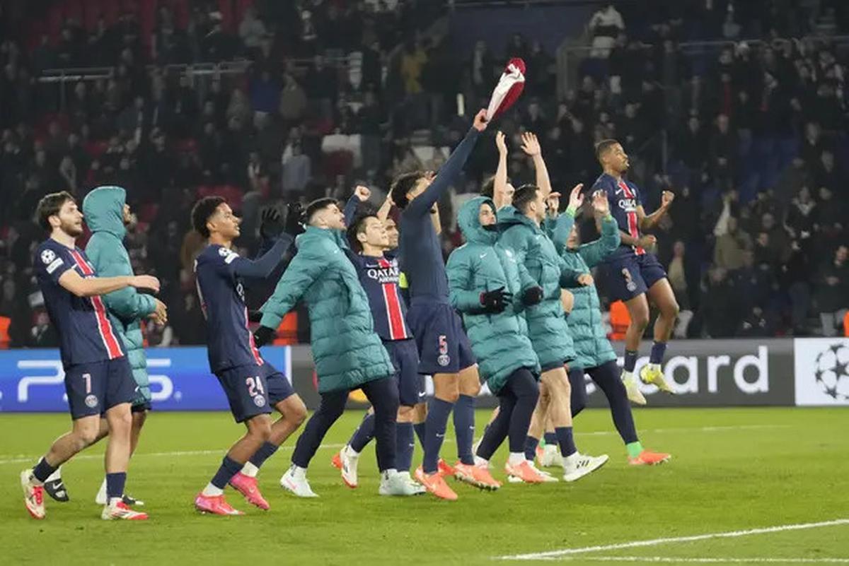 Hasil Lengkap Liga Champions Tadi Malam: Hattrick Kylian Mbappe Memastikan Real Madrid ke 16 Besar, PSG Menang 7 Gol Tanpa Balas