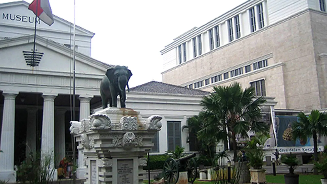 museum-gajah2-1130912-b.jpg