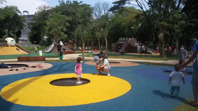 Taman bermain anak di TEP