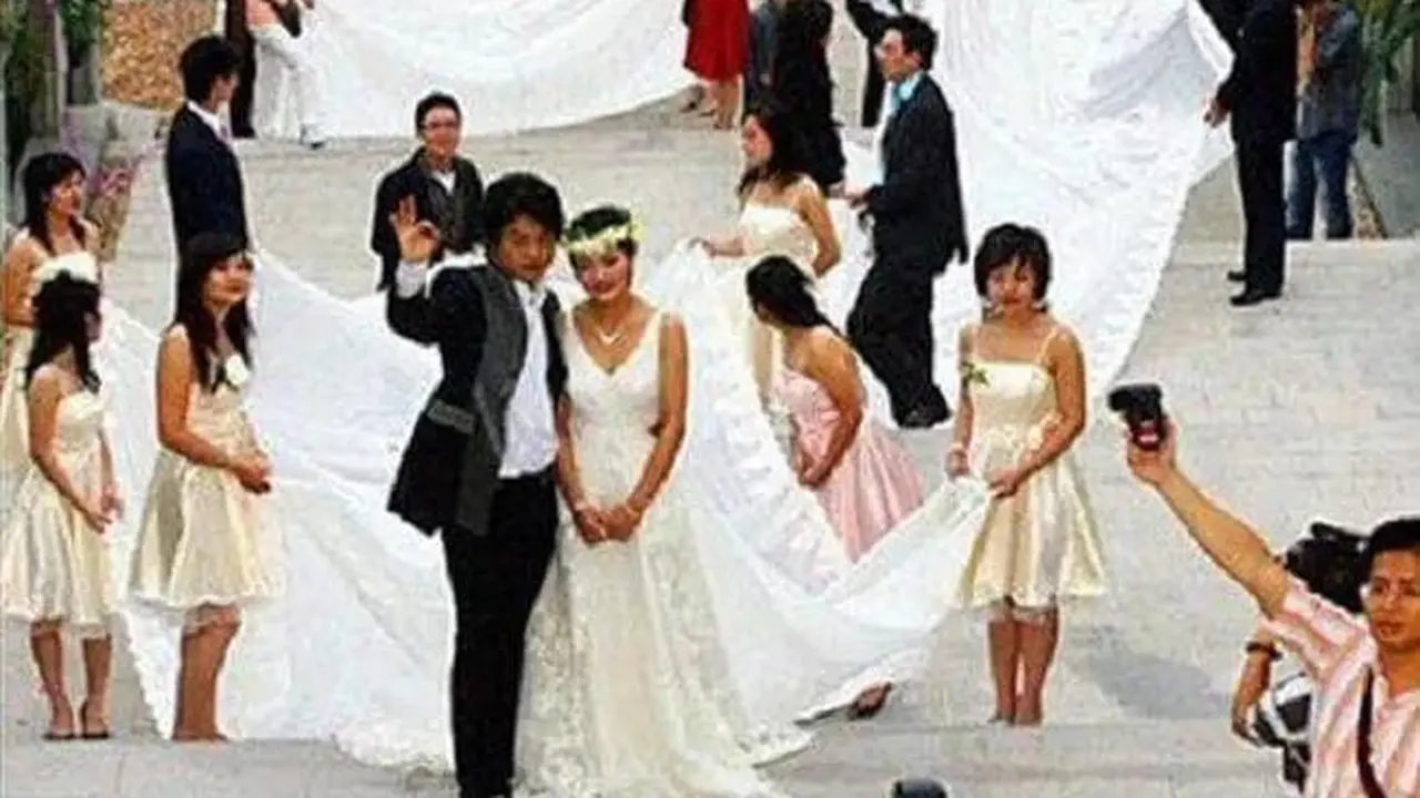 [Bintang] Gaun Pengantin