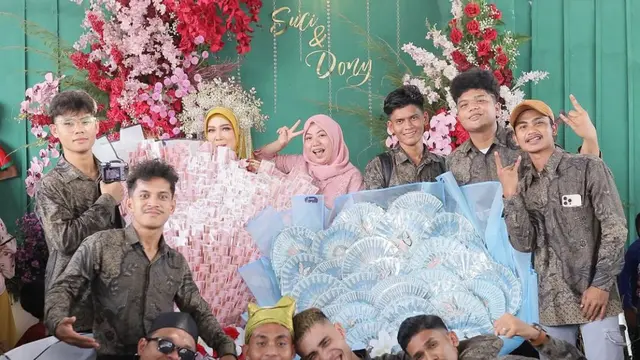 Momen Haru Aisar Khaled Beri Kejutan Rp100 Juta untuk Karyawannya yang Menikah (credit: https://www.instagram.com/aisar_khaledd/).