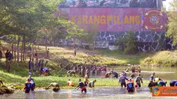 Menbanpur-1 Mar Membersihkan Lingkungan 