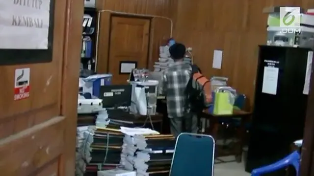 VIDEO: Penggeledahan Kantor Wali Kota Kendari oleh KPK