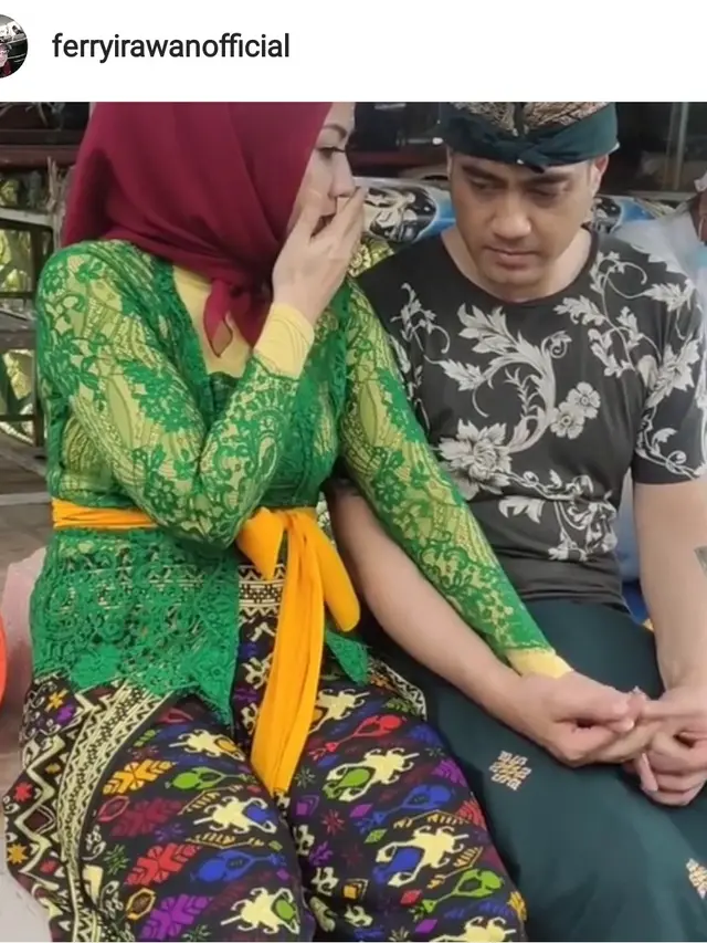 6 Potret Ferry Irawan Bertemu Keluarga Besar Venna Melinda di Bali, Minta Doa Restu