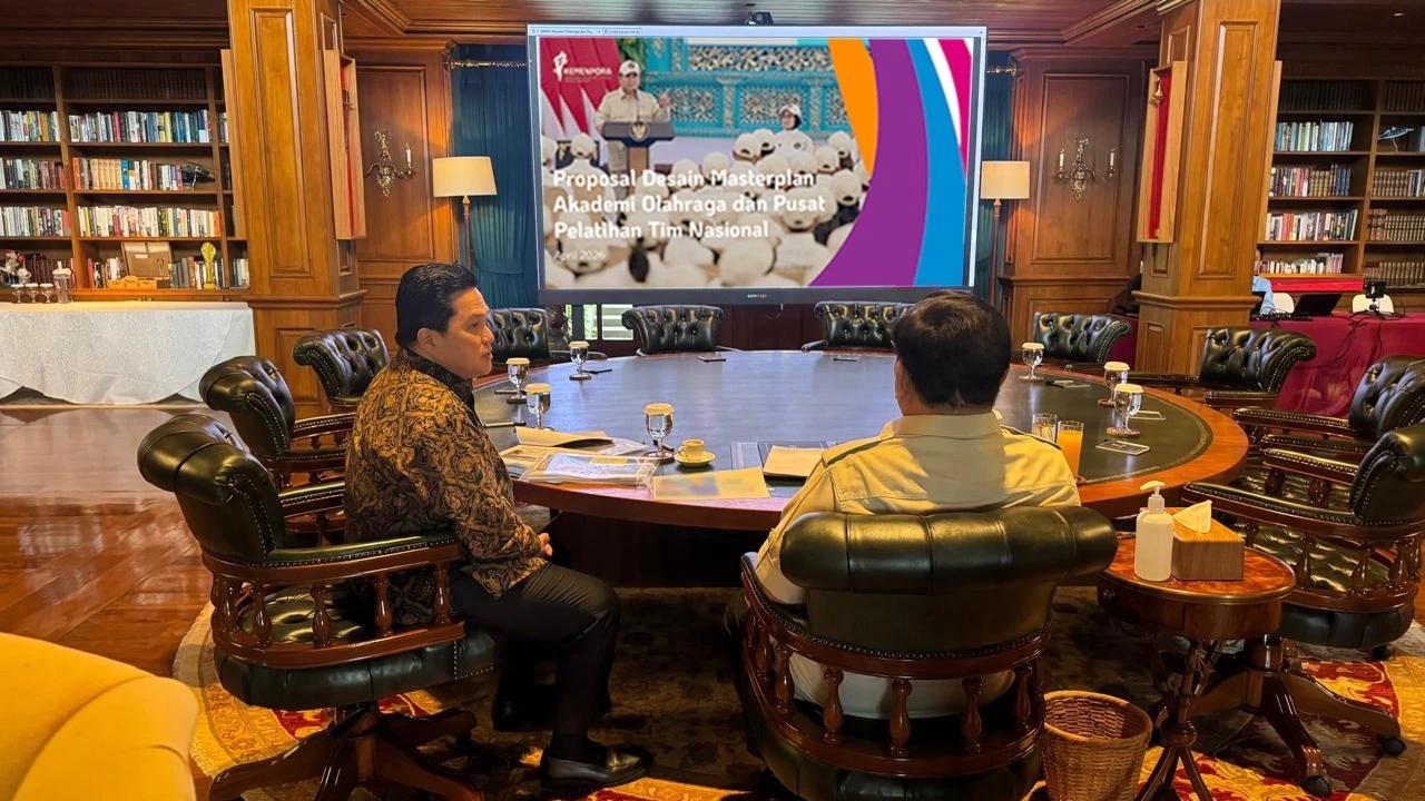 Presiden Prabowo Subianto menerima kedatangan Menteri Pemuda dan Olahraga Republik Indonesia (Menpora RI) Erick Thohir