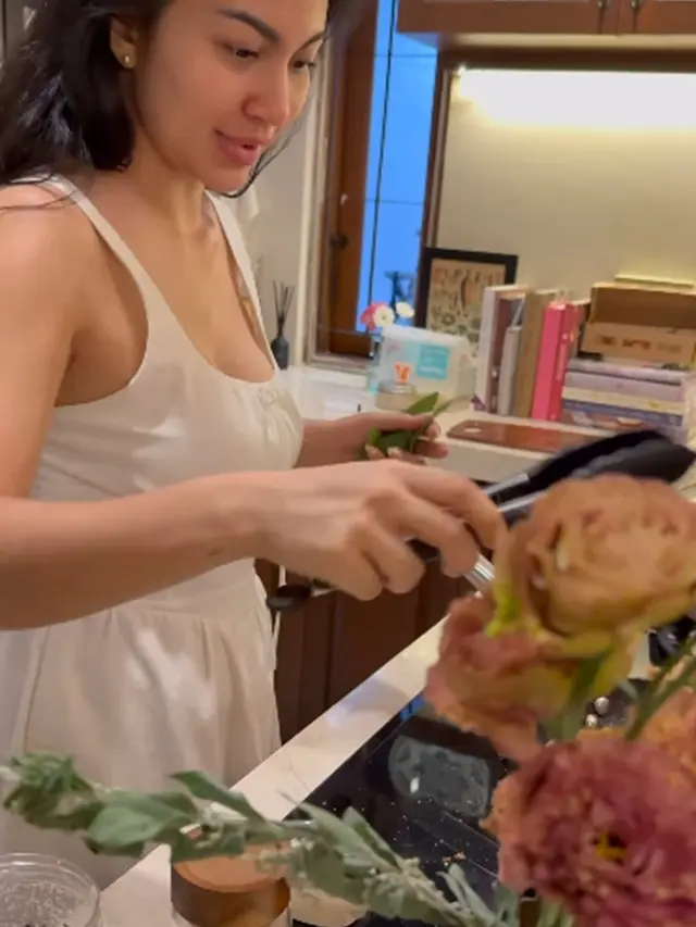 Potret Dapur Rumah Baru Ariel Tatum