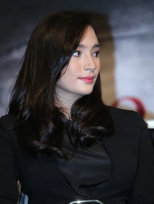 Karakter wajah indo sengaja dipilih untuk memerankan tokoh Hulya, mahasiswa keturunan Jerman dan Turki sepupu dari Aisah. Istri dari Fahri pada seri sebelumnya. (Adrian Putra/Bintang.com)