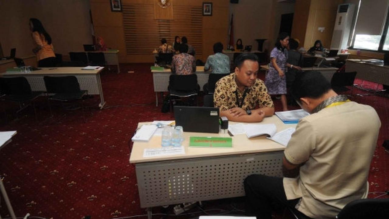 Calon kepala daerah antre serahkan laporan harta kekayaan ke KPK
