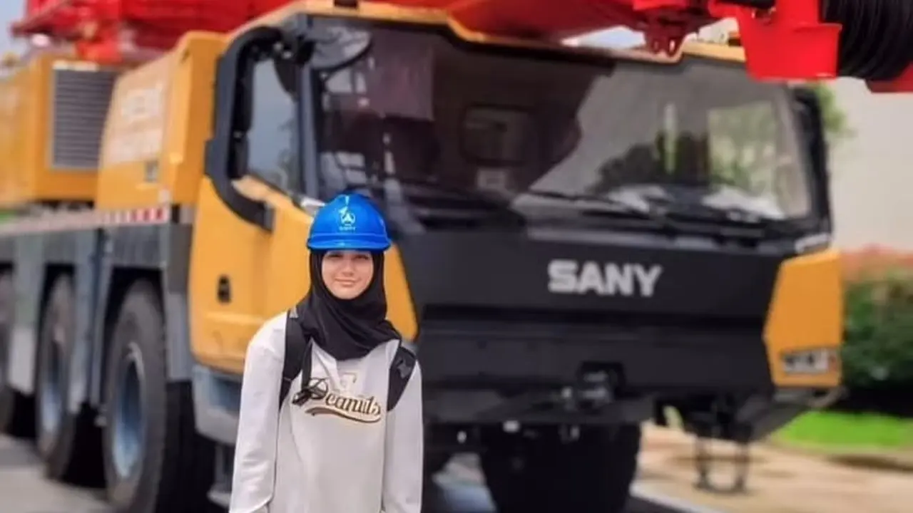 Potret Eisha Bachmid anak Lyra Virna yang makin cantik dan beranjak remaja (Sumber: Instagram/@lyravirna)