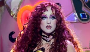 Chappell Roan tampil di Grammy Awards 2025. (KEVIN WINTER / GETTY IMAGES NORTH AMERICA / Getty Images via AFP)