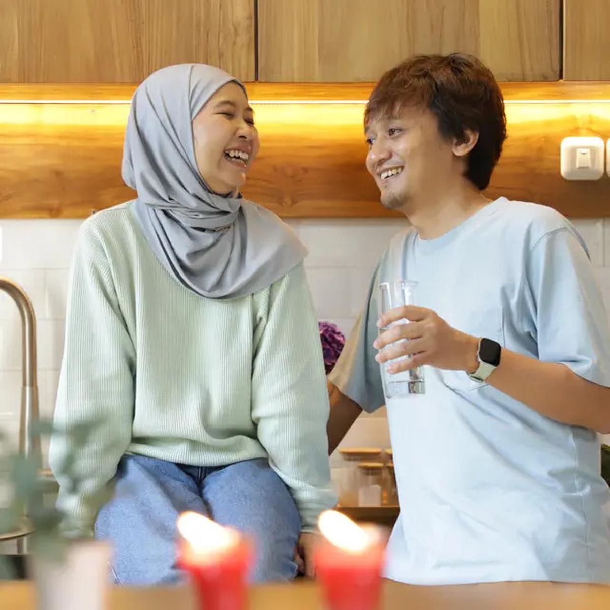 8 Kalimat Tulus yang Membuat Pasanganmu Makin Jatuh Hati