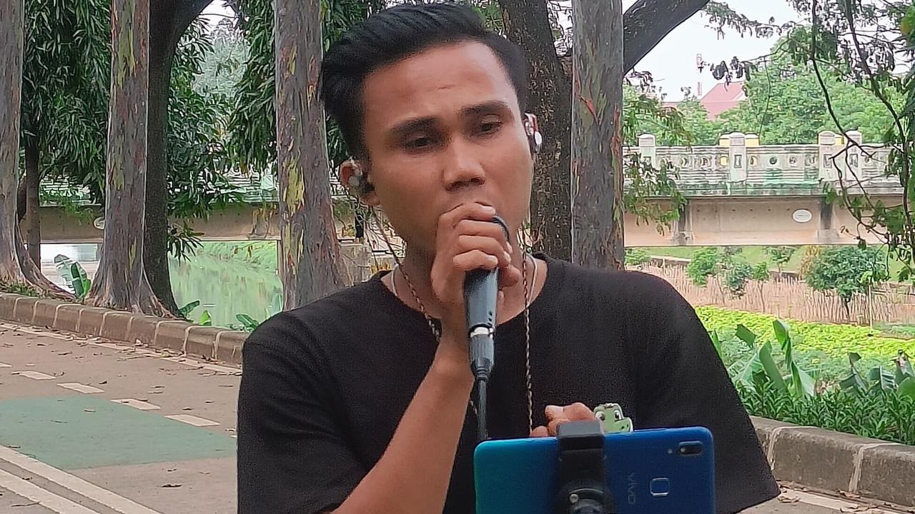 Meraup Cuan dari Ngamen Virtual di Pinggir BKT