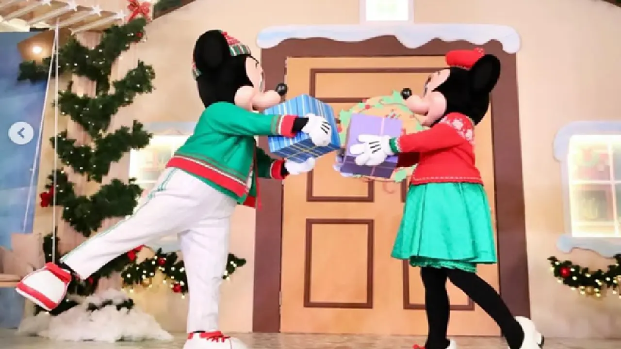 Keseruan Disney Holiday Celebration di Mal Central Park 2, Hiburan di Awal 2026