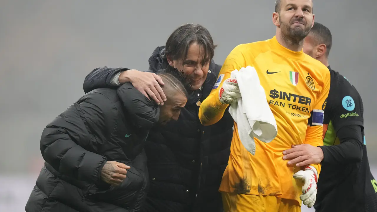 Foto: Menang di Giornata ke-19 Liga Italia, Duo Milan Sambut Liburan dengan Senyuman