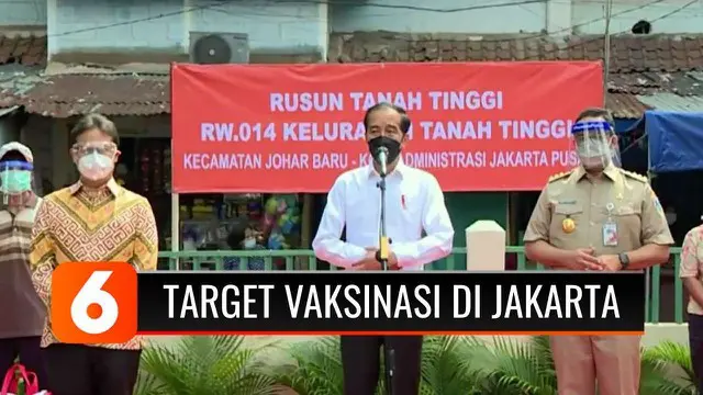 Tinjau pelaksanaan vaksin di beberapa tempat, Presiden Jokowi menargetkan pada akhir Agustus 2021 sebanyak 7,5 juta warga Jakarta telah divaksin.