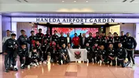 Timnas Indonesia U-20 telah tiba di Tokyo, Jepang. (Bola.com/Dok.KBRI Tokyo).