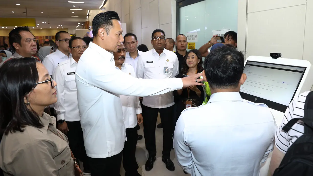 Agus Harimurti Yudhoyono (AHY)
