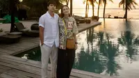 6 Gaya Liburan Luna Maya di Pulau Rote, Ceria Bareng Maxime Bouttier