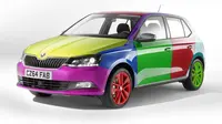 Fitur ShadeChange memungkinkan pengemudi mengubah warna mobilnya sesuka hati (Foto: Worldcarfans)