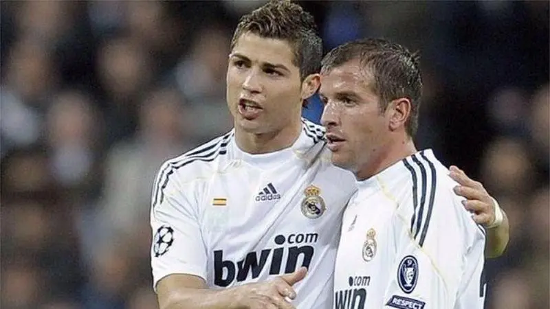 Rafael van der Vaart dan Cristiano Ronaldo di Real Madrid (Marca)